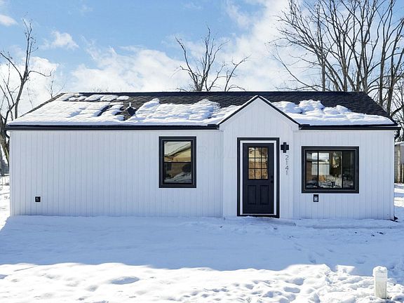 3rd image of 2141 Sonora Dr