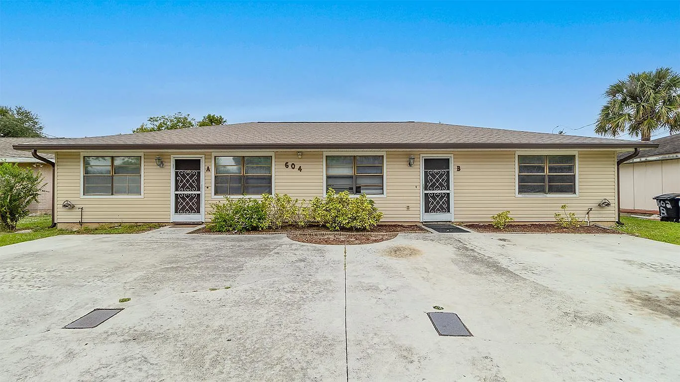 2 bed, 1.0 bath, 770 sqft, $1,700 — Photo 3