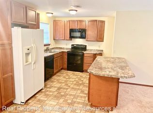 901 Jupiter Rd, Edmond, OK 73003