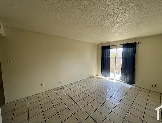 2 bed, 850 sqft, $1,222 — Photo 3