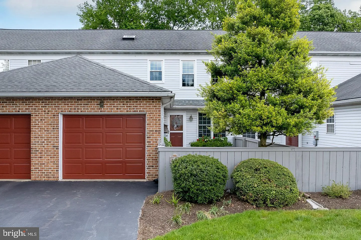 149 Pinnacle Point Dr photo 1