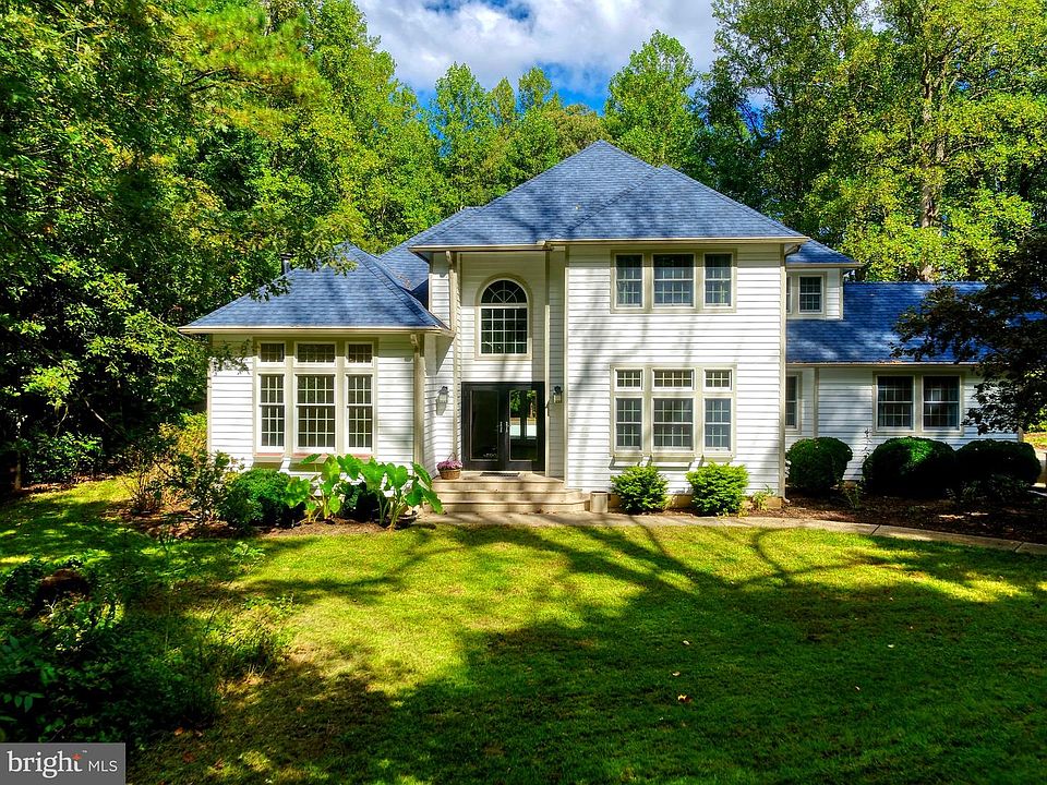 1st image of 29247 White Pine Ln