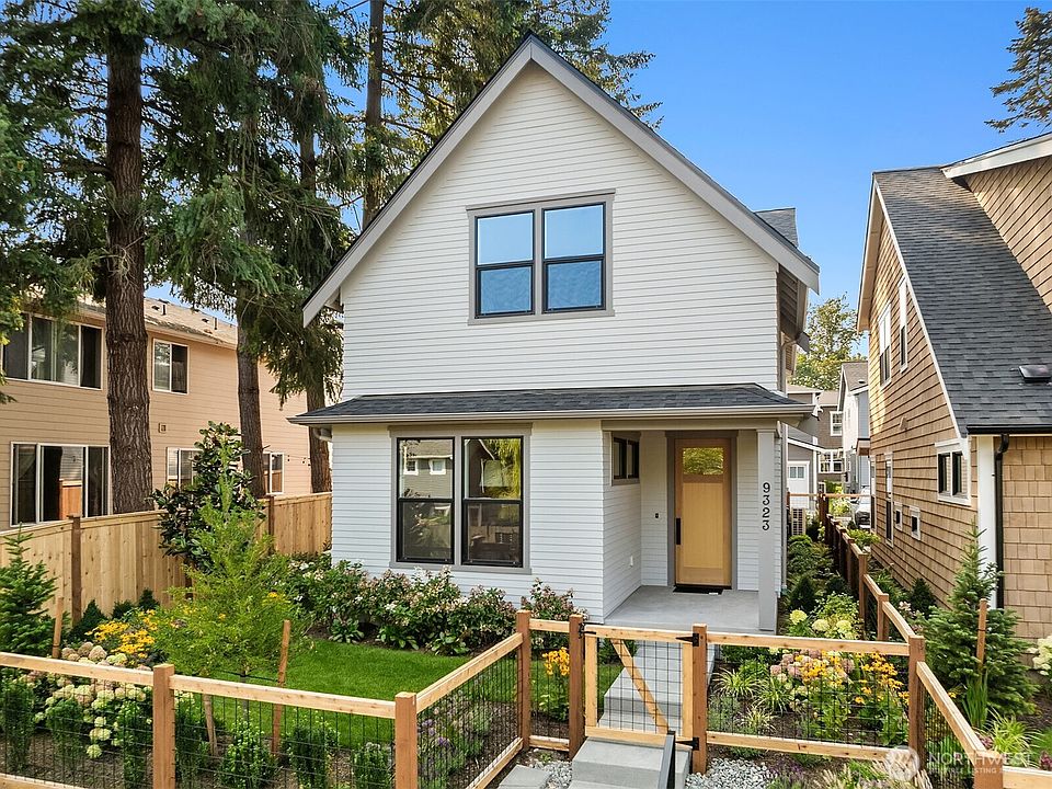 1st image of 9323 126th Avenue NE