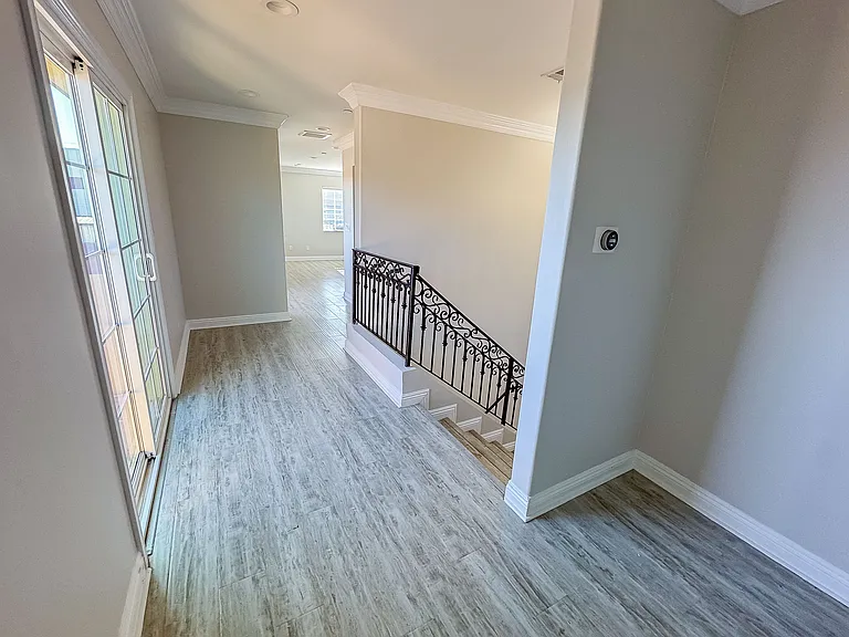7923 Ledge Ave — Photo 6