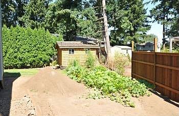 4th image of 15114 NE 5th St
