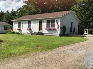 67 Strawberry Ln, Milton, VT 05468