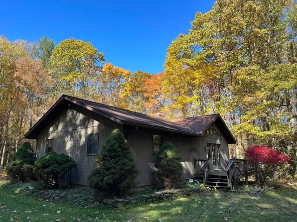 2003 Carney Rd, Strattanville, PA 16258