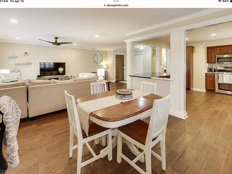 1530 E Northwest Hwy — Photo 8