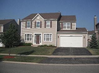 2520 Fishhook Way, Wauconda, IL 60084