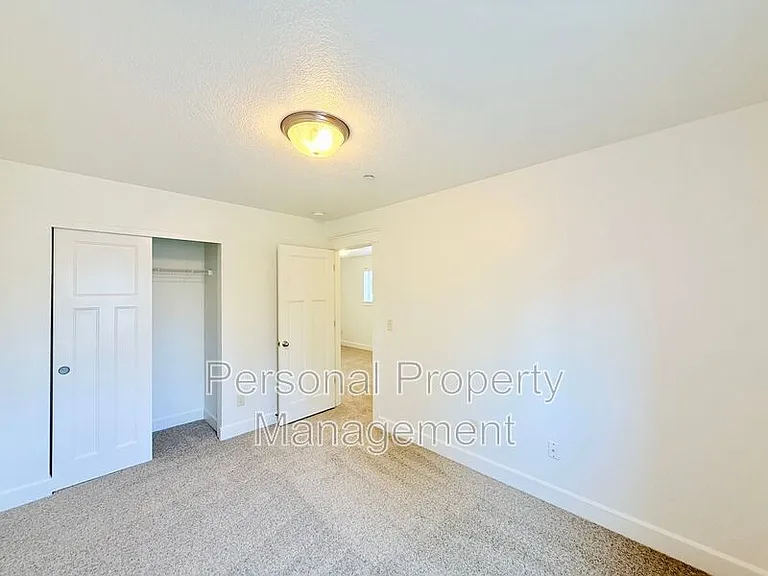 3326 NW 47th Dr — Photo 19