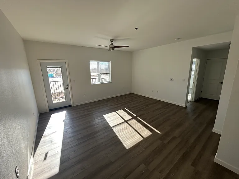 3612 Palms Dr #12 — Photo 7