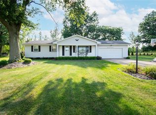 1867 Lower Elkton Rd, Columbiana, OH 44408