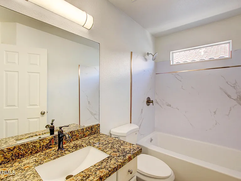 1550 N Sunset Pl — Photo 31