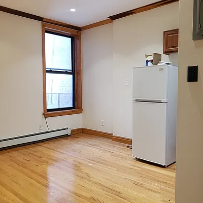 Rented by The Brokerage Group LLC | media 4
