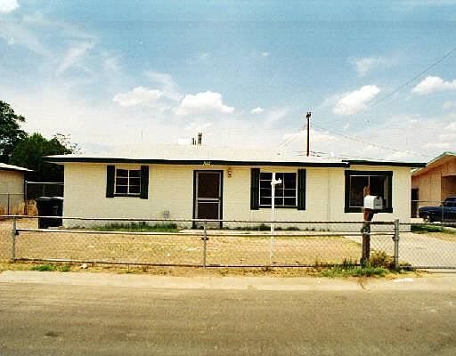 1st image of 3622 W SUNLAND Avenue #WOW!
