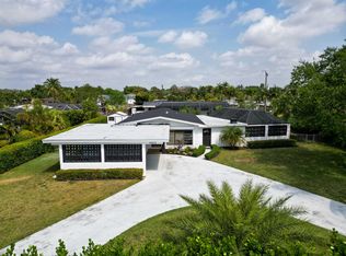 10275 SW 112th St, Miami, FL 33176