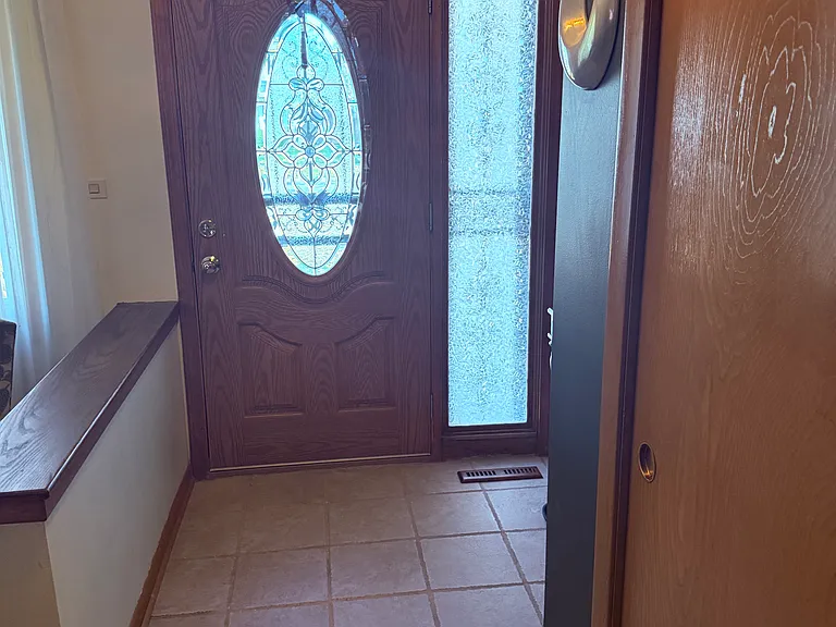 1061 Wicke Ave — Photo 3