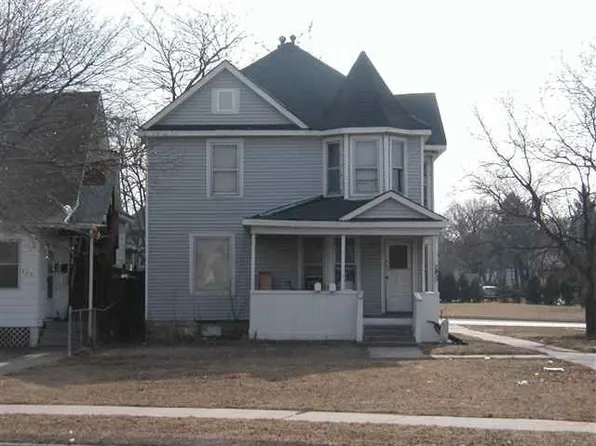 729 W 5th St #3, Waterloo, IA 50702
