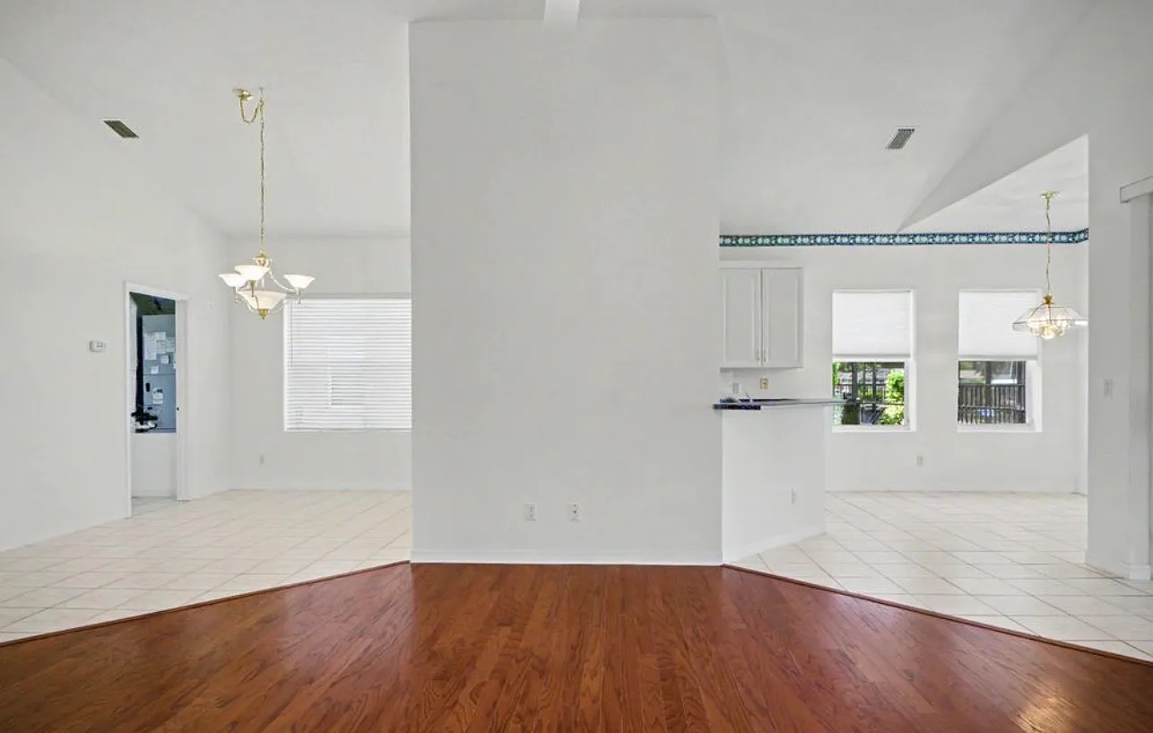 3 bed, 1744 sqft, $2,500 — Photo 3
