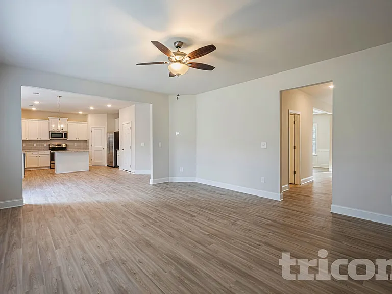503 Slyfox Ln — Photo 1