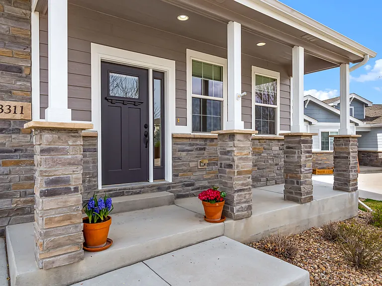 3311 Oberon Dr — Photo 2