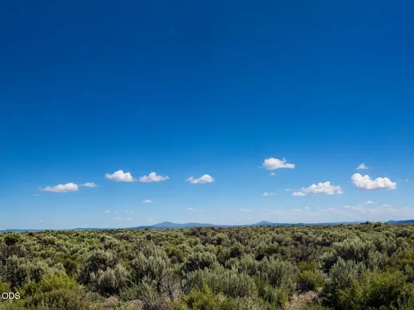 600 SE Carrico Rd, Christmas Valley, OR 97641