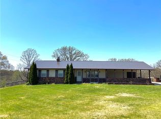 603 State Rd N, Macks Creek, MO 65786