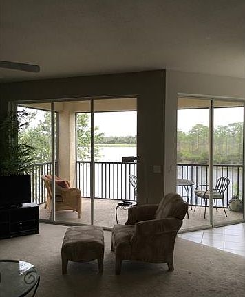 3rd image of 4640 Turnberry Lake Dr Unit 302