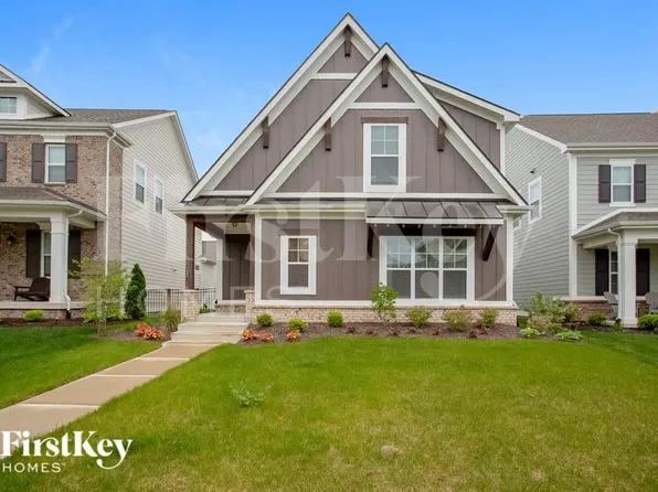 1542 Cloverdon Dr, Westfield, IN 46074