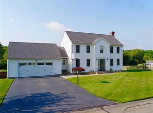 30 Wagonwheel Rd, Seekonk, MA 02771