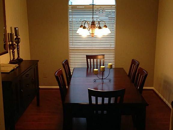 3rd image of 4726 Pickridge Ct