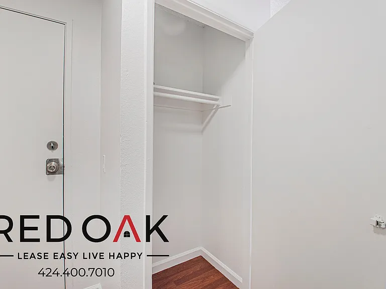 1522 N Formosa Ave — Photo 14