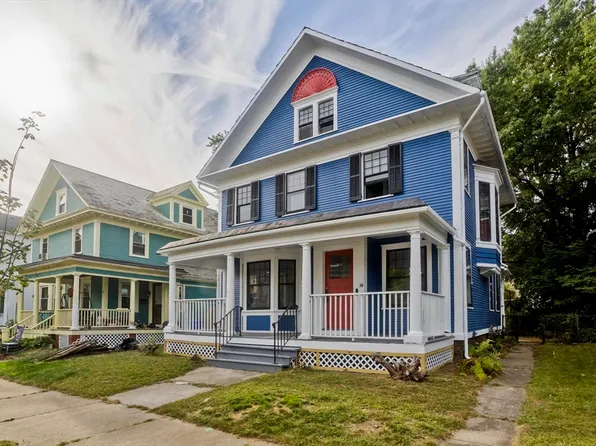 14 Dorchester St, Springfield, MA 01109