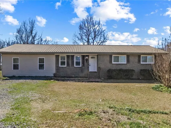 305 South Byp, Moundville, AL 35474