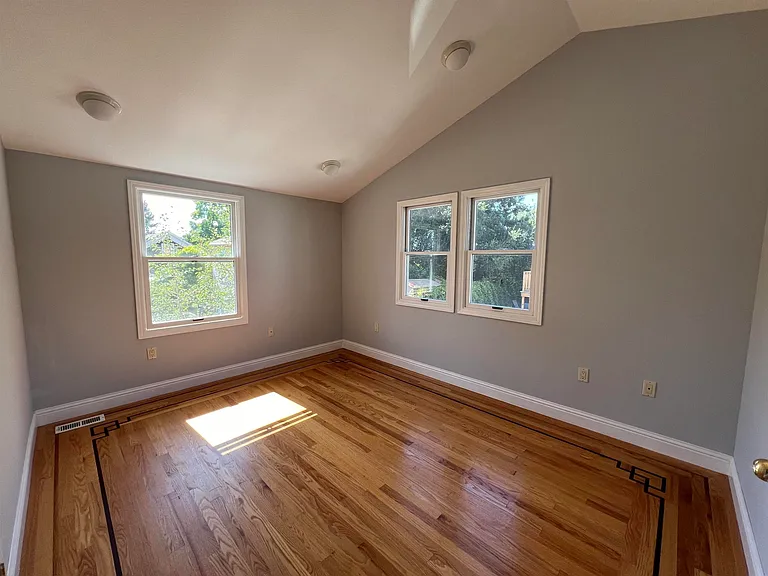 2438 Martin Luther King Jr Way — Photo 7