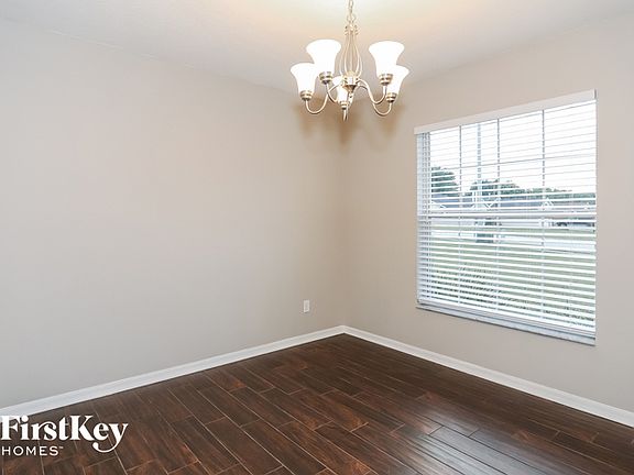 5th image of 11538 Foxglove Dr