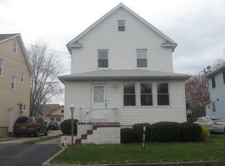 18 Bartell Pl, Clark, NJ 07066