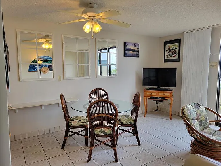 2405 Kalanianaole St #Penthouse 1-11 — Photo 10