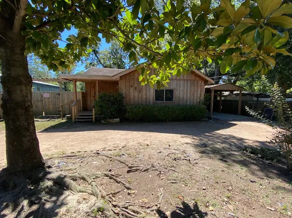 421 Columbia Rd, Magnolia, AR 71753