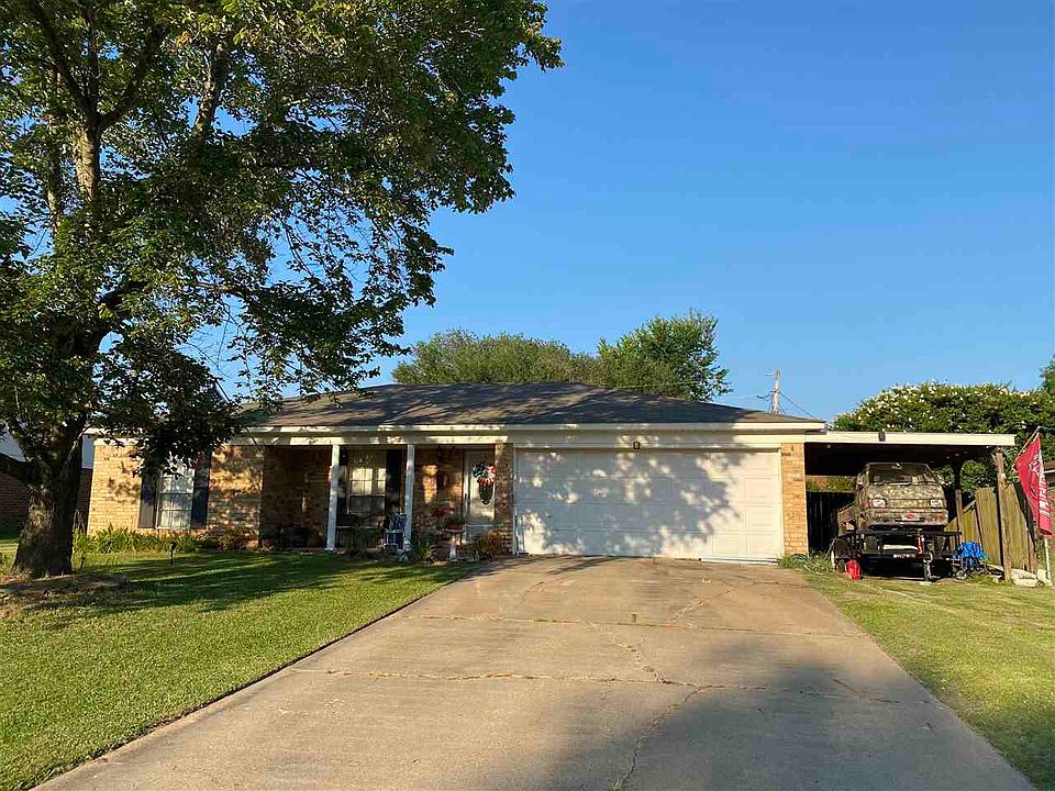 1st image of 4702 Fernwood Dr