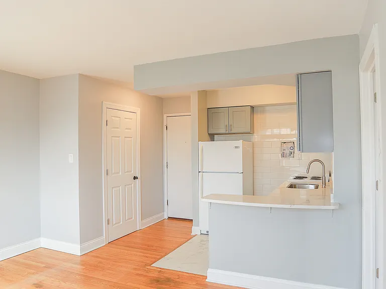 6112 N Kenmore Ave #404 — Photo 5