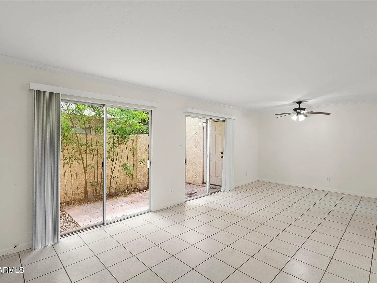 2 bed, 1.5 bath, 1075 sqft, $1,900 — Photo 3