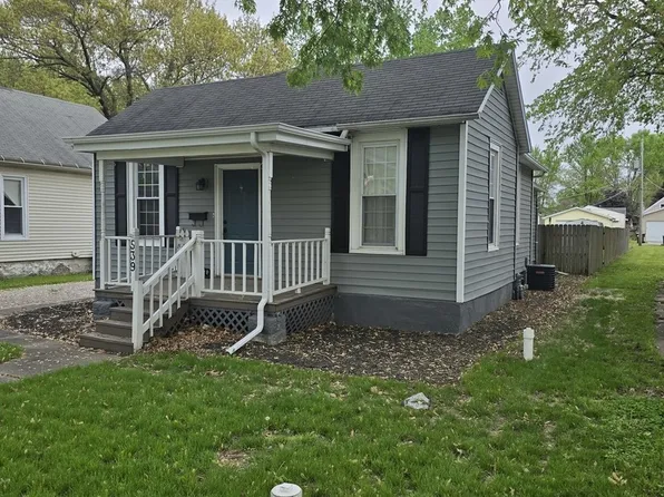 539 8th St, Lincoln, IL 62656