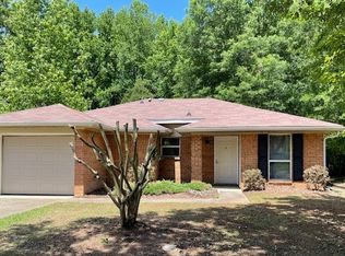104 Calla Ct, Raeford, NC 28376