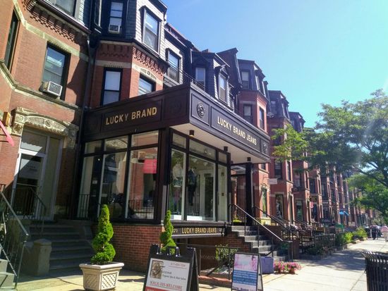 lucky newbury street