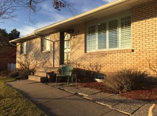 217 Cottonwood Dr, Centerville, UT 84014