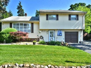 103 E Grand Ave, Montvale, NJ 07645