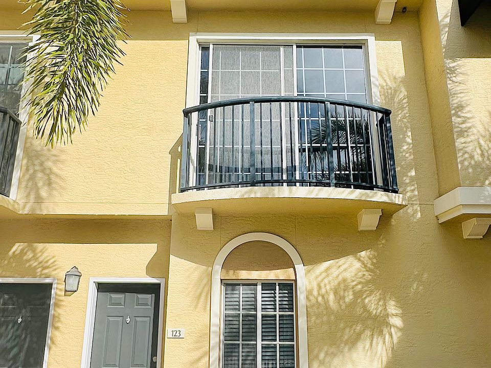 1st image of 127 Grand Beach Pl