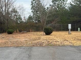 5 Riverplace Dr, Greenville, SC 29611