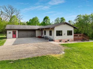914 8th St, Clayton, WI 54004